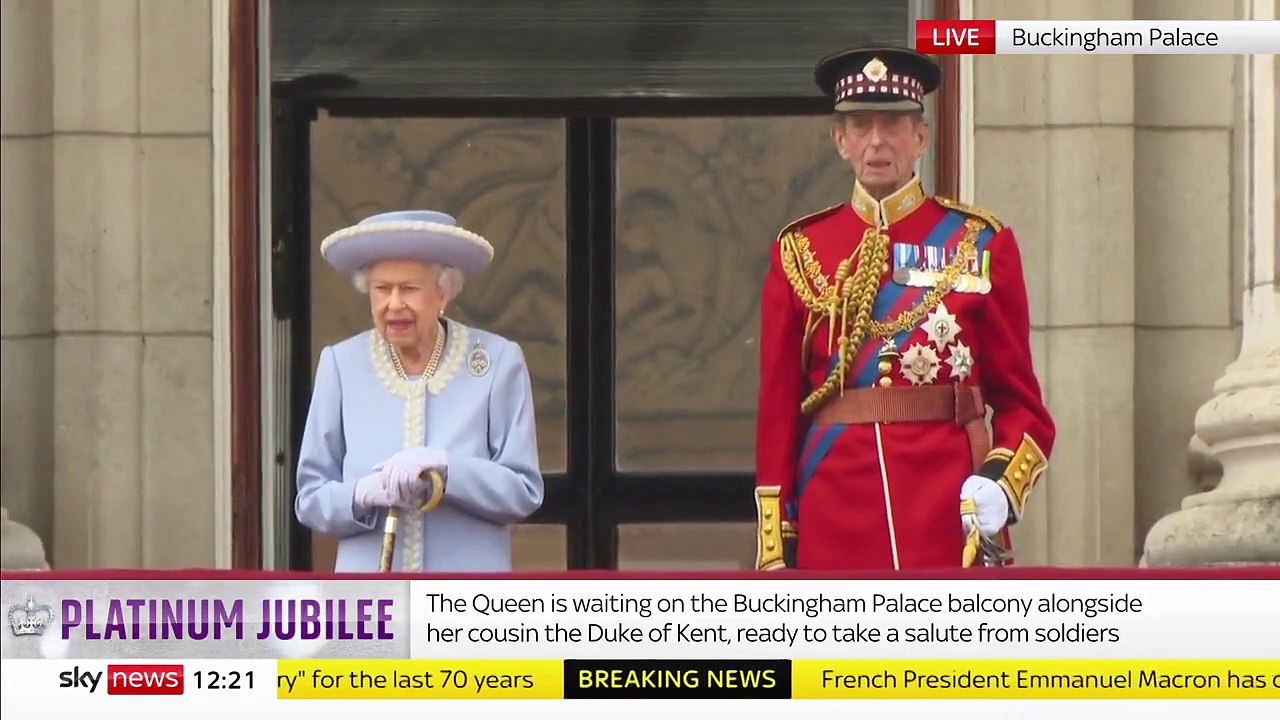 Jubilé de platine d’Elizabeth II au Royaume-Uni: Acclamée par la foule, la Reine est apparue au balcon du palais de Buckingham - Regardez