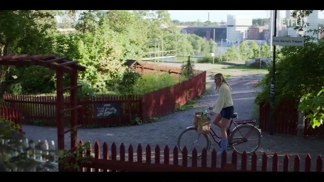 Amor y anarquía Tráiler VO