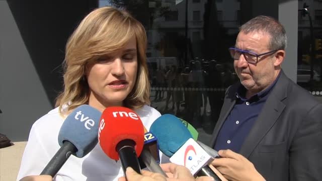 Pilar Alegría: Tenemos que sacar la utilización de la lengua como arma arrojadiza