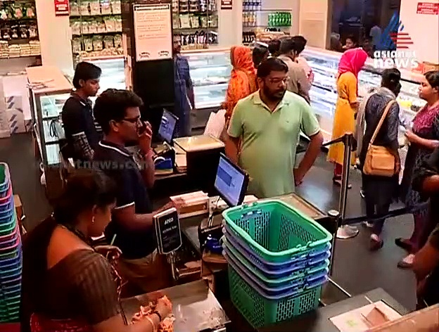 കോറോണയ്ക്ക് പിന്നാലെ  വലിയ സാമ്പത്തിക പ്രതിസന്ധിയും; കേരളം എന്തു ചെയ്യും?