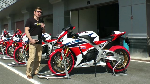 Honda CBR 1000 RR SP Fireblade 2014 Essai d'une pépite, au pays de l'or noir !