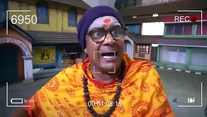 " ഇന്ത്യ എന്റെ രാജ്യമാണ് ! എല്ലാ ഇന്ത്യക്കാരും എന്റെ സഹോദരി സഹോദരന്മാരാണ് " ആണോ സഹോദരാ ??? മുന്‍ഷി