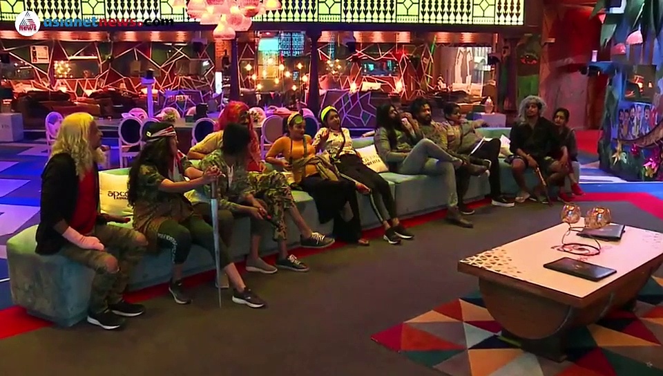 നിലപാട് സിംഹങ്ങള്‍ കാണാത്ത ഷാജിയുടെ 'സെറ്റപ്പ്' സ്ത്രീവിരുദ്ധത!