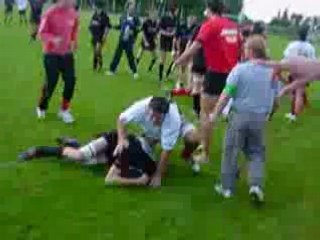 Rugby bagarre générale  toulousain - toulon