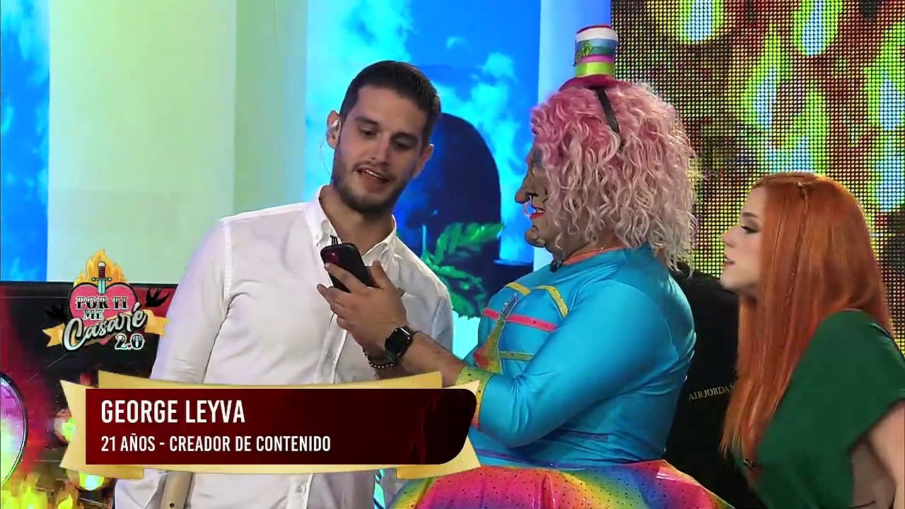 Con tremendo beso nace el amor entre George Leyva y 'Trixxxy'