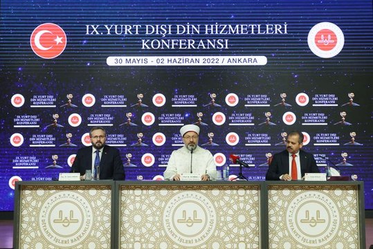 Diyanet İşleri Başkanı Erbaş: Dünyaya İslam'ın güzelliklerini anlatmamız lazım