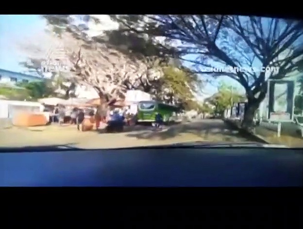 മുത്തൂറ്റ് എംഡിയുടെ വാഹനത്തിന് നേരെ കല്ലെറിയുന്ന സിസിടിവി ദൃശ്യങ്ങള്‍