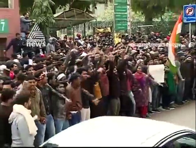 പൗരത്വ പ്രക്ഷോഭം; ജാമിയ മിലിയയില്‍ ഇന്ന് പ്രതിഷേധം, ദില്ലിയില്‍ നിരോധനാജ്ഞ