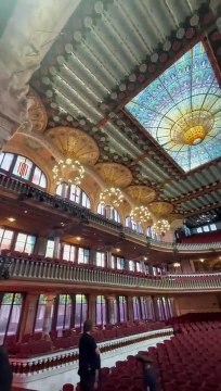 El himno del Betis de los Cantores de Híspalis a piano en el Palau de la Música
