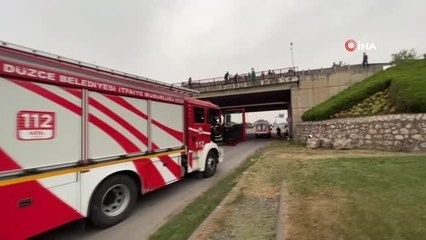 Sevgilisiyle tartışan genç kadın köprüye çıktı