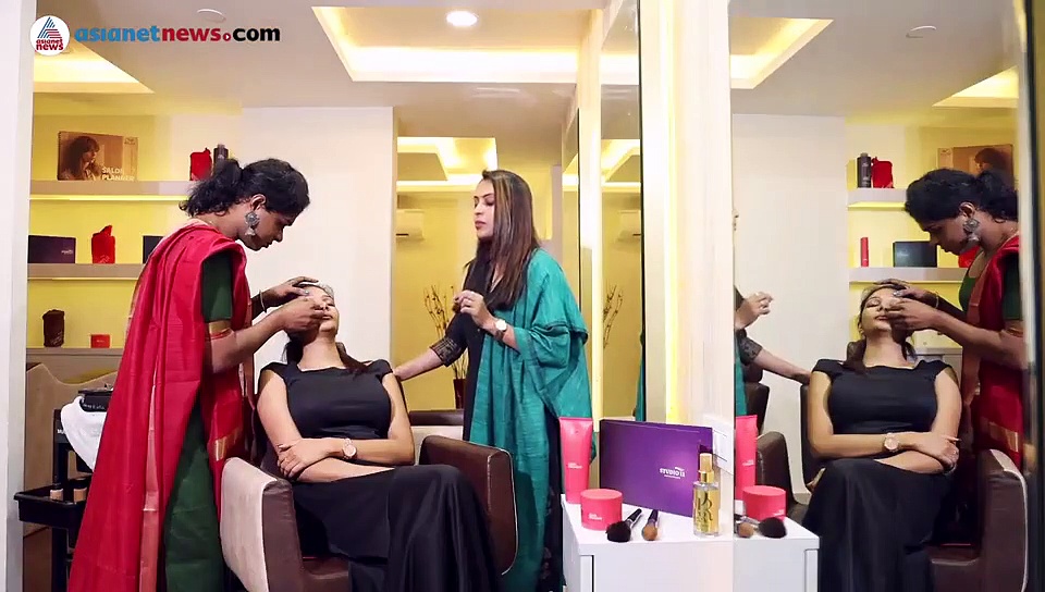 പാര്‍ട്ടിക്ക് പോകുമ്പോള്‍ മേക്കപ്പ് ചെയ്യാം സിംപിളായി