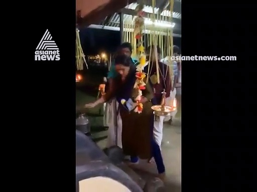 ക്ഷേത്രത്തില്‍ തൊഴുതുവണങ്ങി താരദമ്പതികള്‍