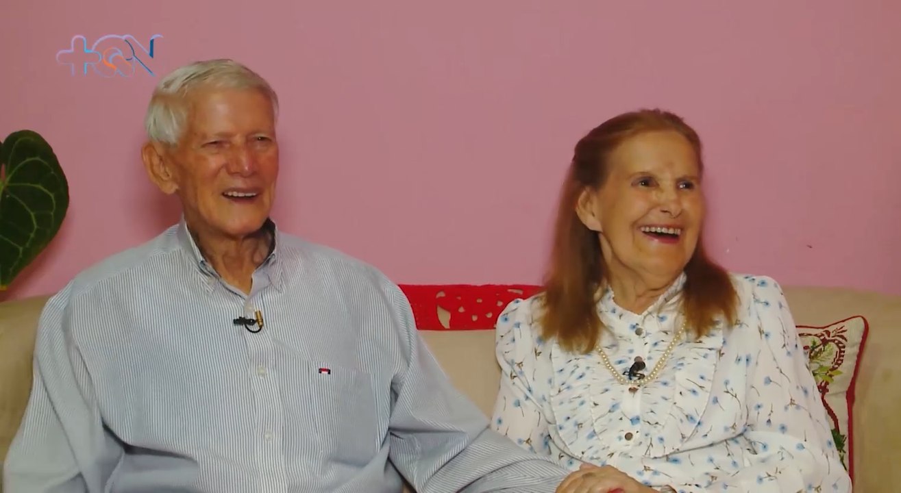 mqn-Esta pareja pronto celebrarán las Bodas de Brillantes-020622