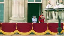 شاهد أول ظهور لـ الملكة إليزابيث الثانية في الشرفة الملكية احتفالا بالذكرى الـ 70 لتوليها العرش