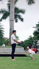 Con trai Giang Quốc Cơ xiếc siêu đỉnh