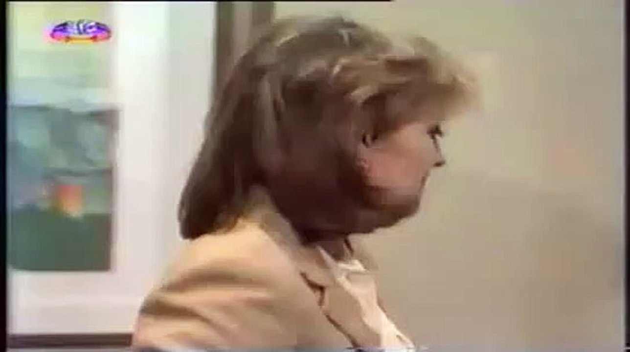 Novela Guerra dos Sexos (1983) - Barraco entre Vânia e Carolina