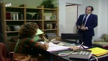 Novela Pão Pão, Beijo Beijo (1983) - Bruna defende Ciro para Luísa e impede que ele seja demitido