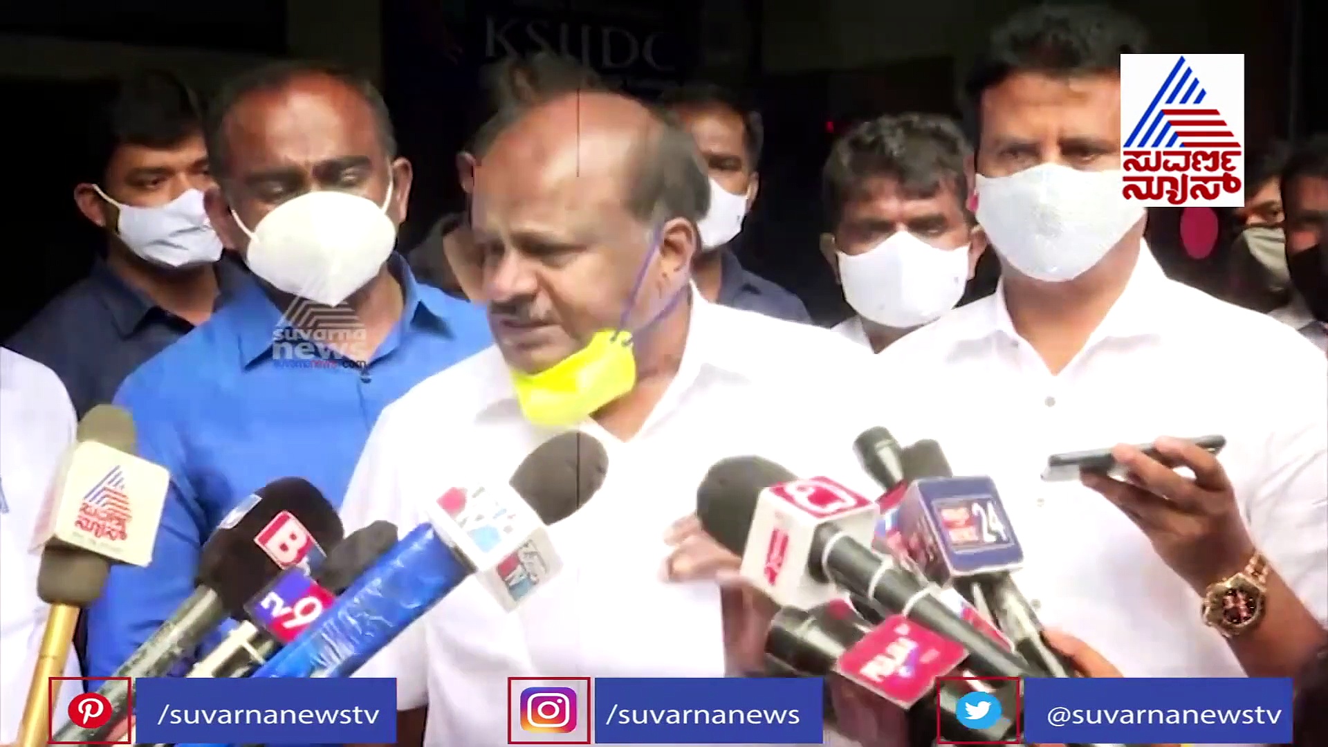 ಅನುಶ್ರೀ ಹಿಂದಿರುವ ಶುಗರ್ ಡ್ಯಾಡಿ, ಮಾಜಿ ಸಿಎಂ ಯಾರು?