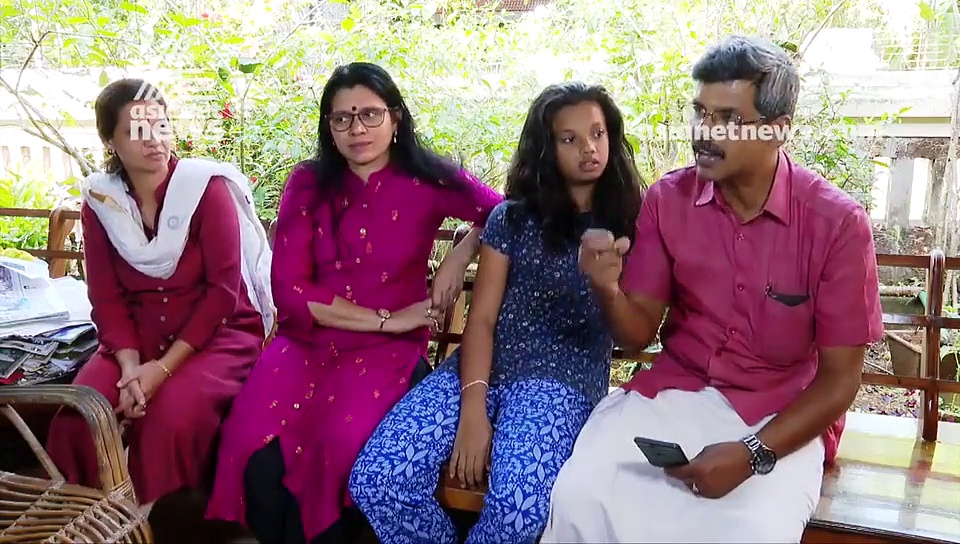 ഫയലുകള്‍ക്കിടയില്‍ നിന്ന് 'ഗ്രന്ഥപുര'യിലേക്ക്; വ്യത്യസ്തനായി ഈ വക്കീല്‍ | Njangal Ingananu Bhai 10 Dec 2019