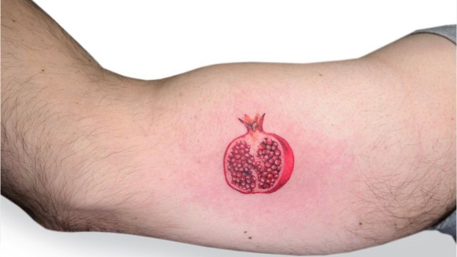 Tatouages fruits : 20 idées canons pour s'inspirer