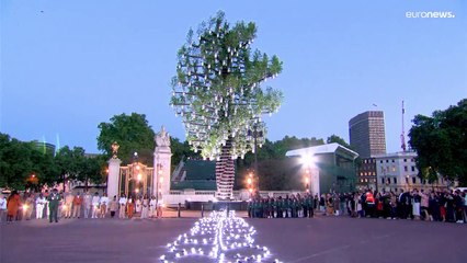 Weltweite Leuchtfeuer zum 70. Thronjubiläum - Queen sagt Gottesdienst ab