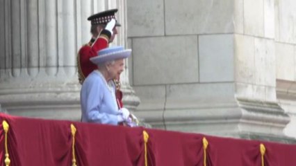Festa per il Giubileo di Platino ma la Regina salta la messa