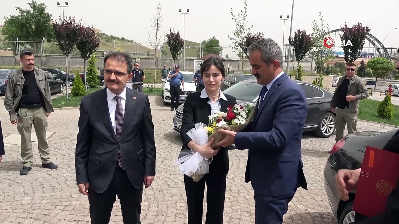 Bakan Özer’den LGS öncesi çok önemli açıklama! Sınava girecek herkesi ilgilendiriyor