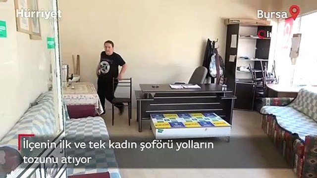 İlçenin ilk ve tek kadın şoförü yolların tozunu atıyor