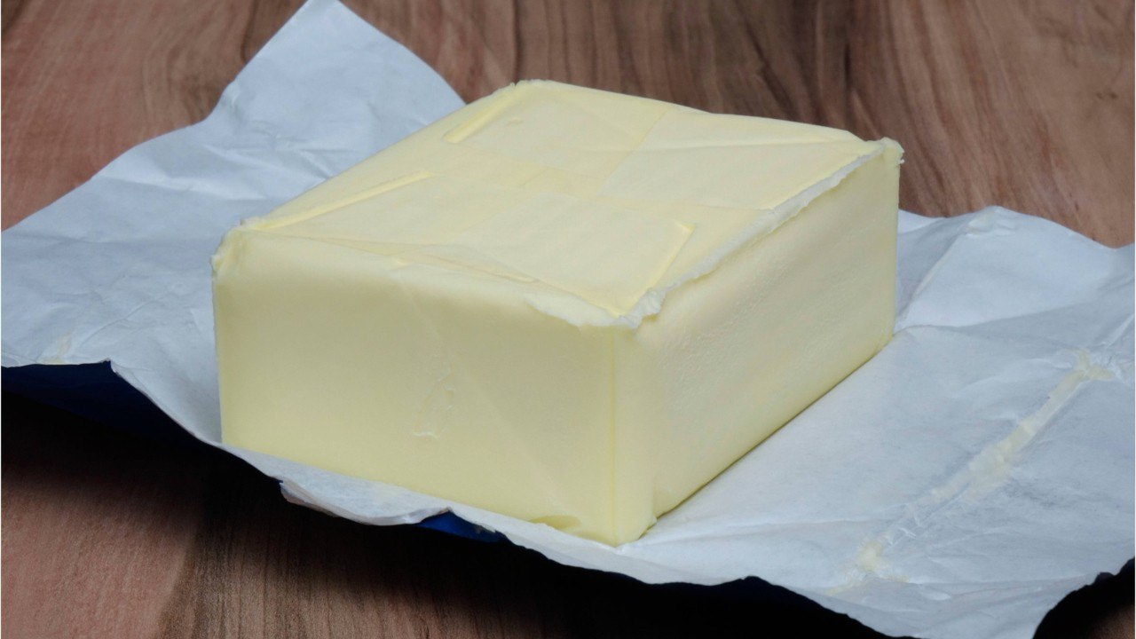 Preis für Markenbutter sinkt leicht