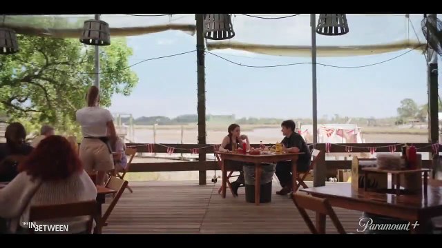 'Entre la vida y la muerte' - Tráiler oficial