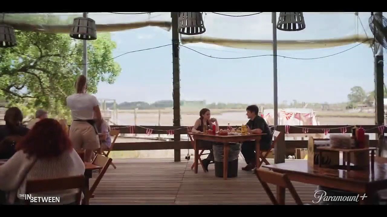 'Entre la vida y la muerte' - Tráiler oficial