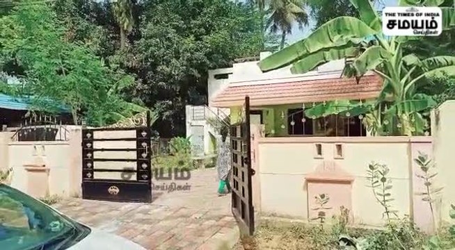 காரைக்குடியில் வீட்டை உடைத்து திருடும் சிசிடிவி காட்சிகள்!