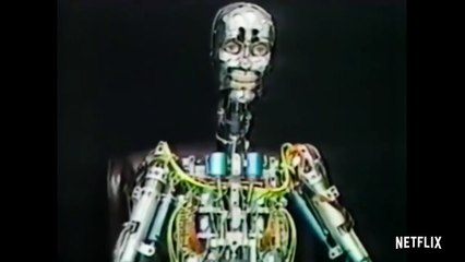 The Andy Warhol Diaries Fragman