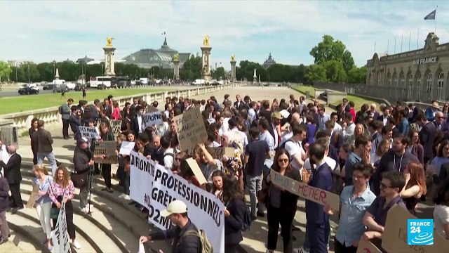 French diplomats on strike, say 'professional diplomacy' at risk