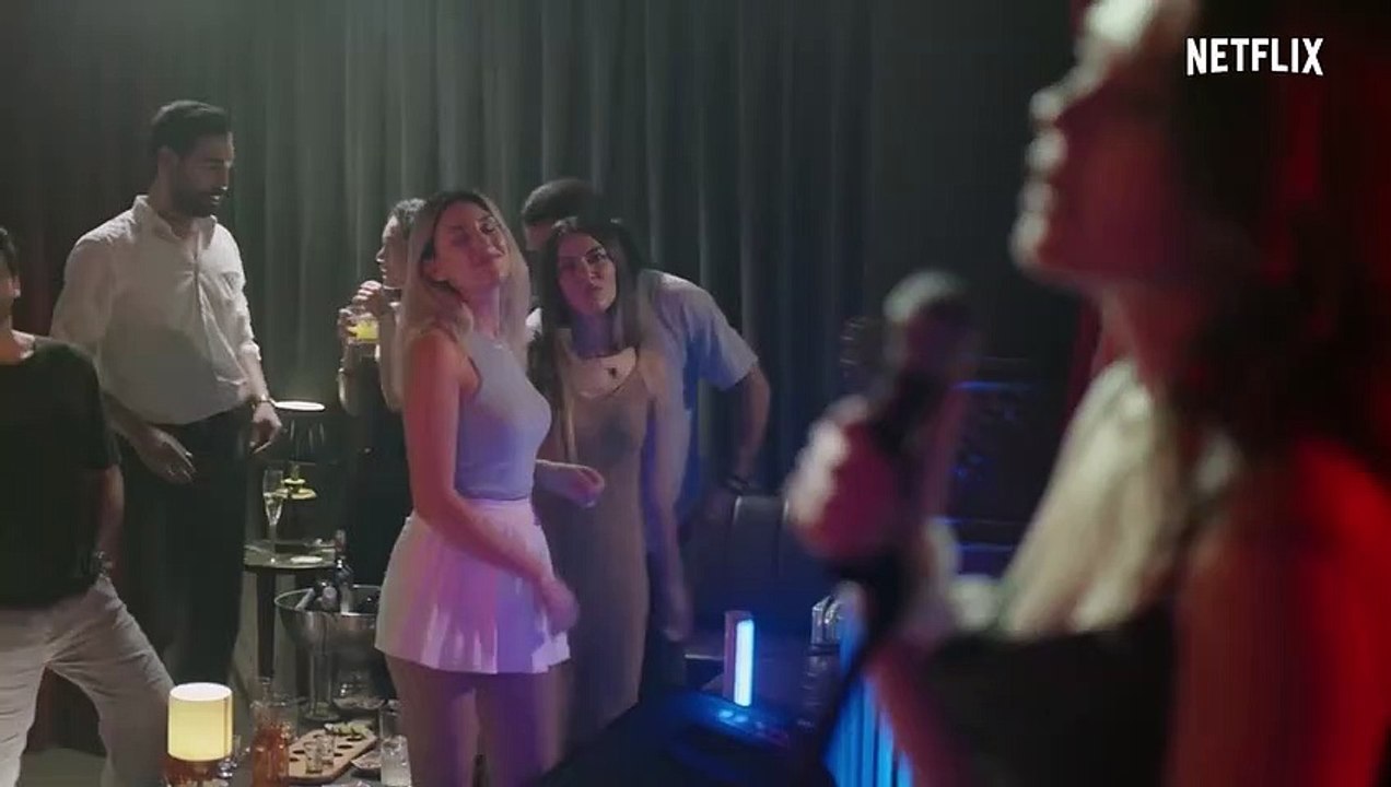 Sen Yaşamaya Bak Video Klip - Ben Ölmeden Önce - Aslı Enver