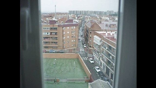 La visita y un jardín secreto Tráiler