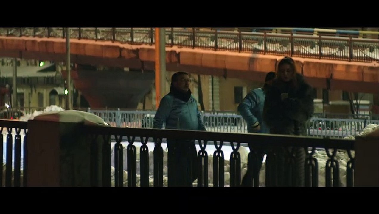 La Revanche des Crevettes Pailletées EXTRAIT VF "L'entrée de la boite"