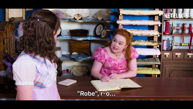 La Chronique des Bridgerton - saison 2 BONUS VO Visite du tournage avec Nicola Coughlan et Claudia Jessie