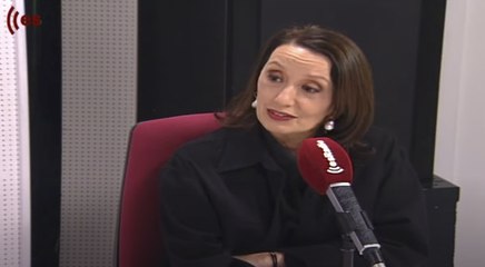 Luz Casal: "Estoy en un momento exultante, me despierto como si me hubieran puesto un cohete"