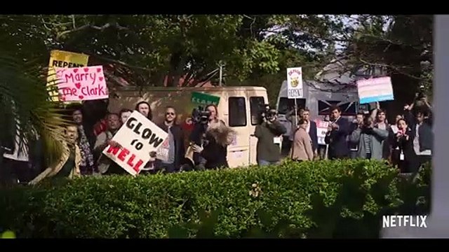 God's Favorite Idiot - saison 1 Bande-annonce VO