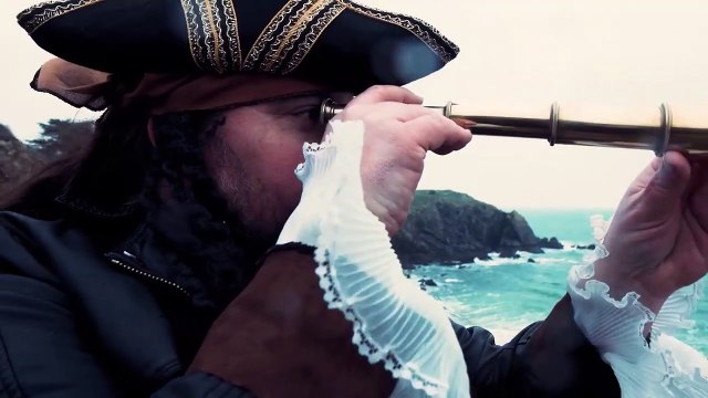 L'île en Péril Bande-annonce VF