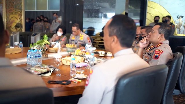 Kapolda dan Wakapolda Jateng Penyerahan Jabatan Karo SDM Polda Jateng