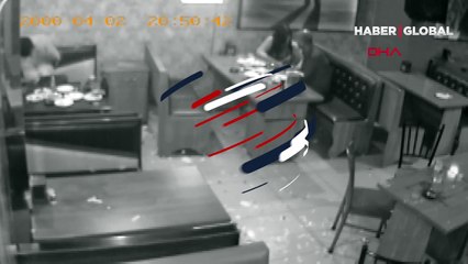 Pavyon'da konsomatrisle konuşurken silahla vuruldu: O anlar kameraya yansıdı