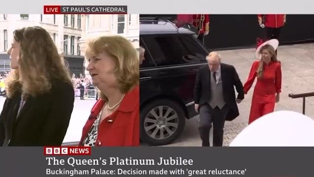 Boris Johnson booed as he attends jubilee thanksgiving service