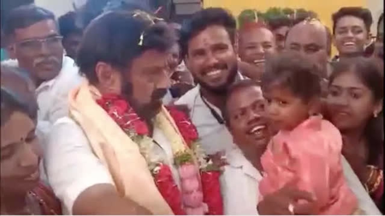 బాలయ్యతో అట్లుంటది.. నవ్వులు తెప్పిస్తున్న వీడియో