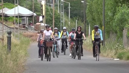 DİYARBAKIR - 8 bin yıllık Hevsel Bahçeleri'nde temiz bir çevre için pedal çevrildi