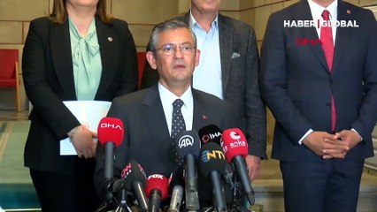 Download Video: CHP Grup Başkanlığına Özgür Özel seçildi