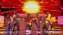 Un groupe d'enfants des rues de Kampala, chanteurs et danseurs, sélectionné pour apparaître ce soir à la télévision britannique, lors de la finale de 