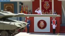 Granada se vuelca con el desfile del Día de las Fuerzas Armadas