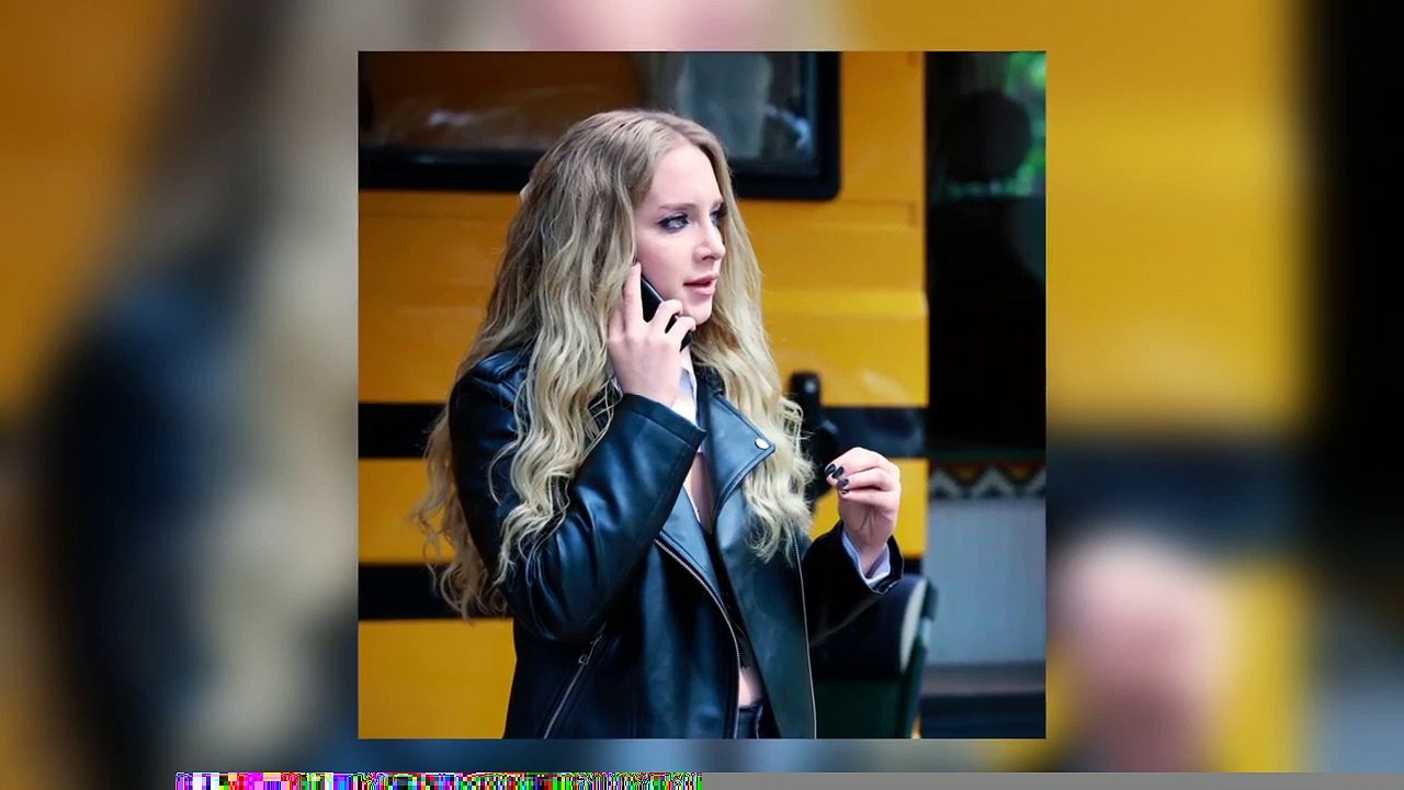 Seçim sonucunu gören oyuncu Hayal Köseoğlu, gözyaşlarına hakim olamadı